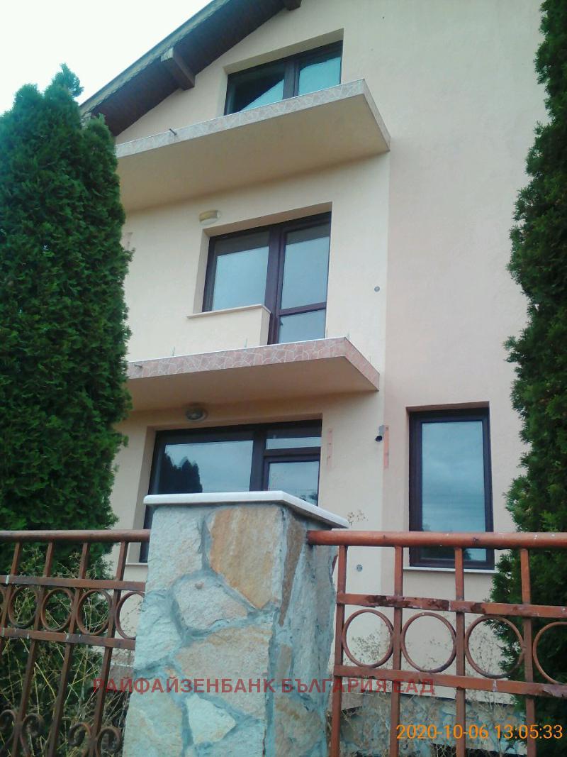 Продава КЪЩА, гр. Кнежа, област Плевен в Къщи в гр. Кнежа - ID37768504 ...