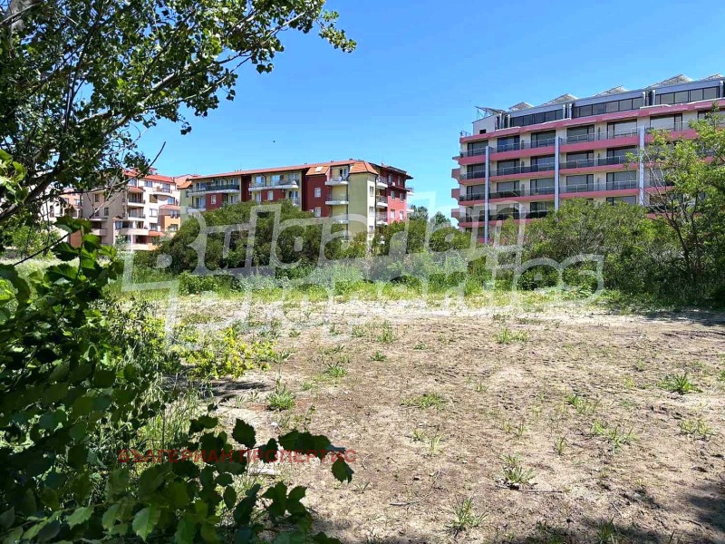 À venda  Trama região Burgas , k.k. Slantchev briag , 1800 m² | 25962566