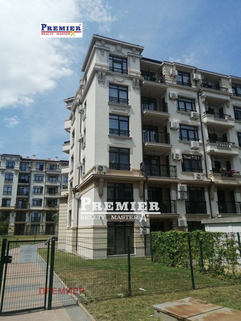 Продава 3-СТАЕН, гр. Поморие, област Бургас, снимка 2 - Апартаменти - 49948284