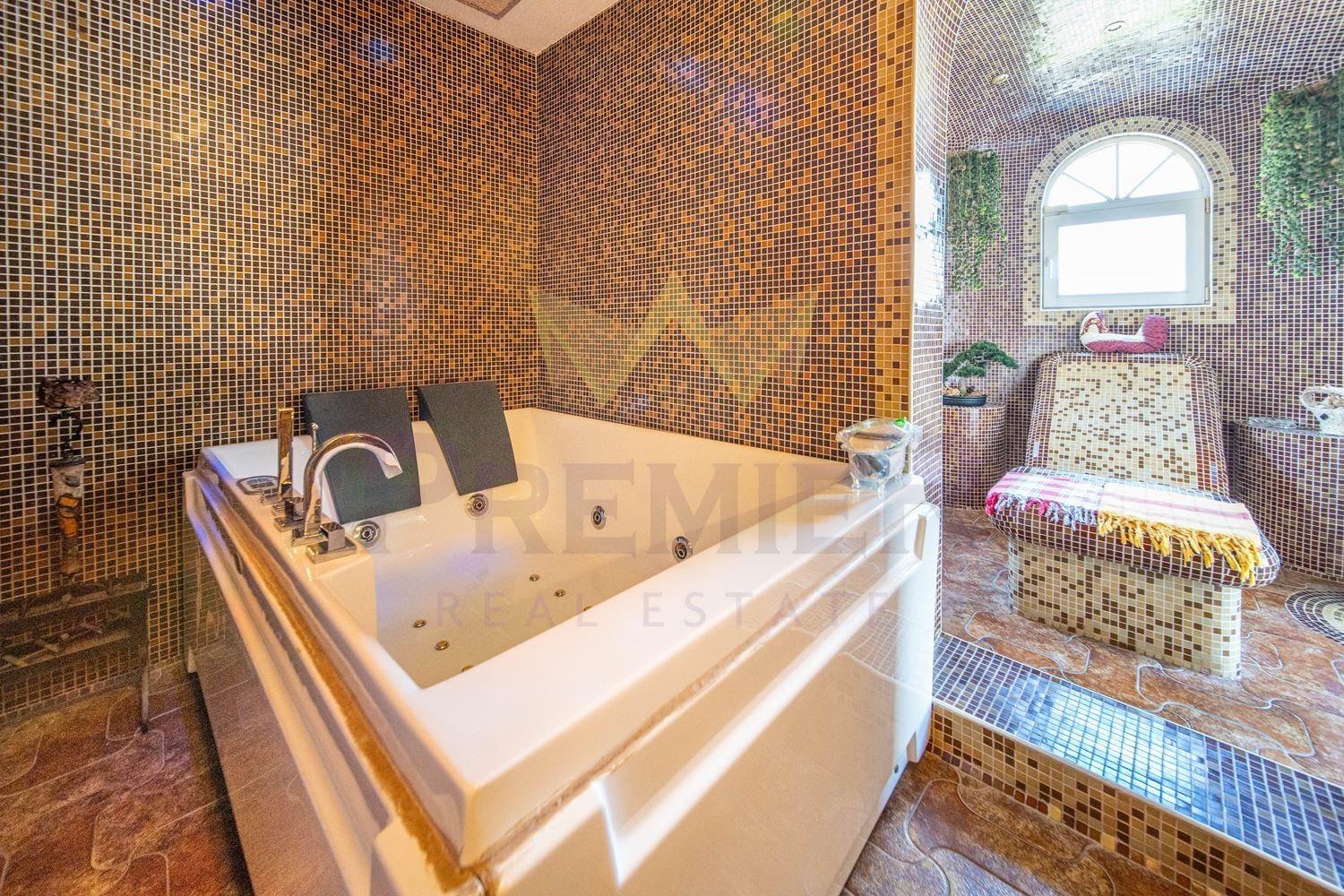 Продава КЪЩА, гр. Варна, м-т Долна Трака, снимка 13 - Къщи - 54134668