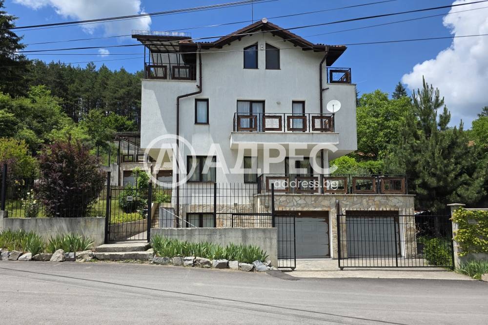 Продава КЪЩА, гр. София, гр. Банкя, снимка 2 - Къщи - 55099317