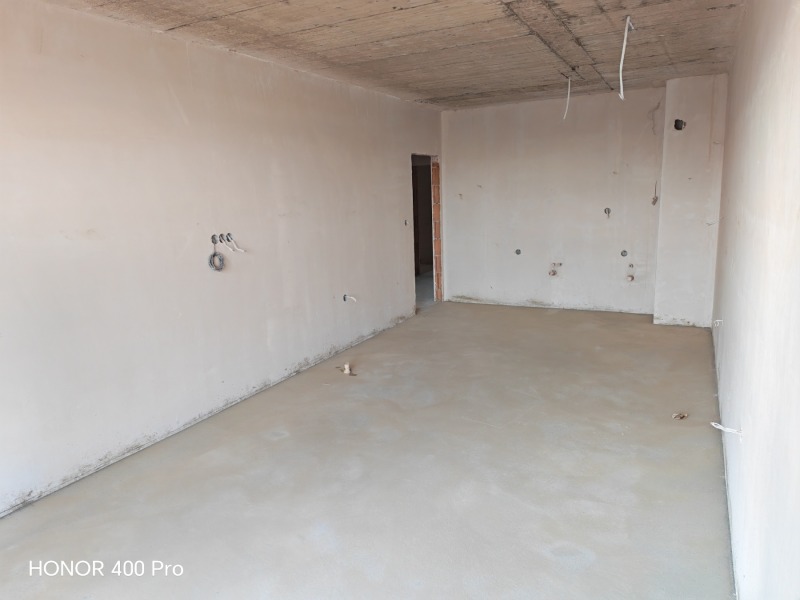 Продава 2-СТАЕН в град Бургас, Мадика - 74 кв.м / 153 387 € » 299 998.90 лв., АДВ.РИСИМАНСКИ-АГЕНЦИЯ ЗА НЕДВИЖИМИ ИМОТИ