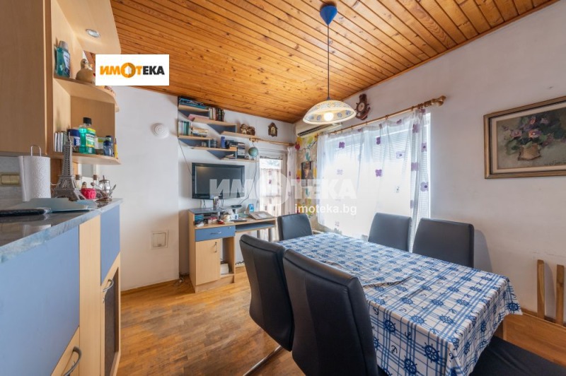 Продава КЪЩА в град Варна, м-т Евксиноград - 354 кв.м / 499 000 € » 975 959.17 лв., ИМОТЕКА