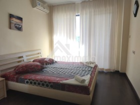 1 dormitorio k.k. Zlatni pyasatsi, Varna 2