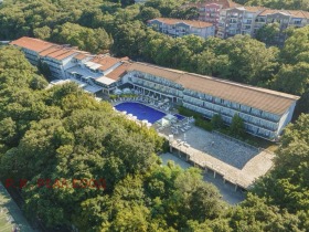 Hotell k.k. Zlatni pjasaci, Varna 2