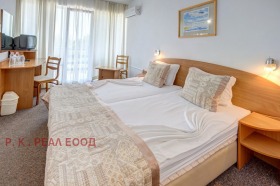 Hotell k.k. Zlatni pjasaci, Varna 13