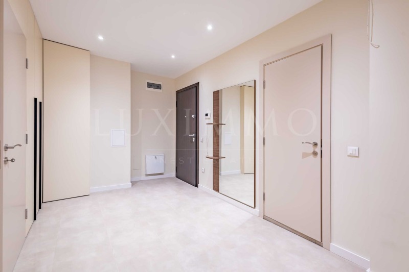 De vânzare  2 dormitoare Sofia , Țentâr , 186 mp | 22900307 - imagine [16]