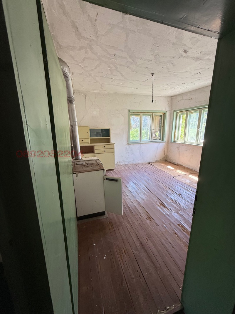 Продава КЪЩА, с. Дъбен, област Ловеч, снимка 14 - Къщи - 52784562