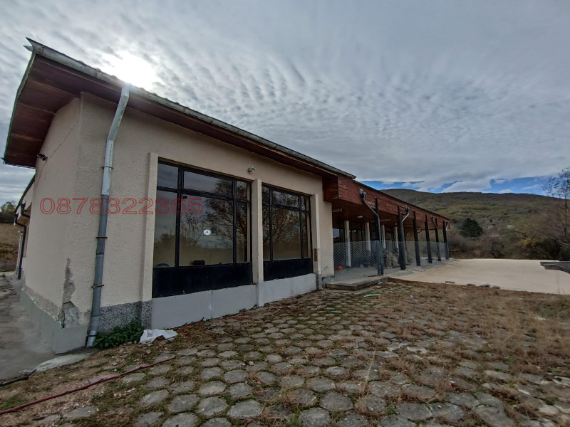 Продава ХОТЕЛ, с. Кленовик, област Перник, снимка 8 - Хотели - 52784686