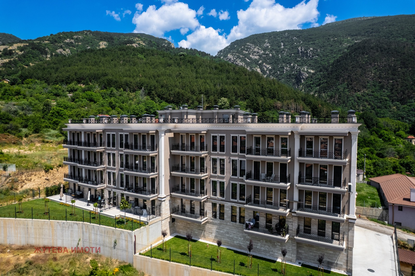Продава 2-СТАЕН, гр. Карлово, област Пловдив, снимка 2 - Апартаменти - 50906653