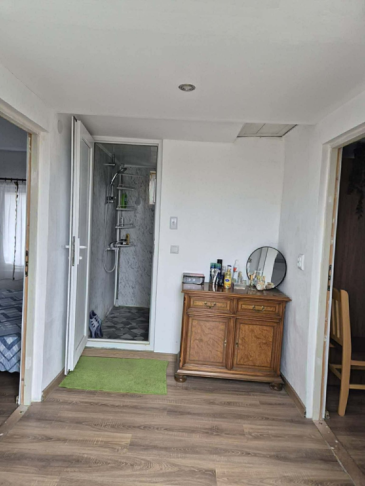 Продава КЪЩА, с. Осмар, област Шумен, снимка 9 - Къщи - 55841666