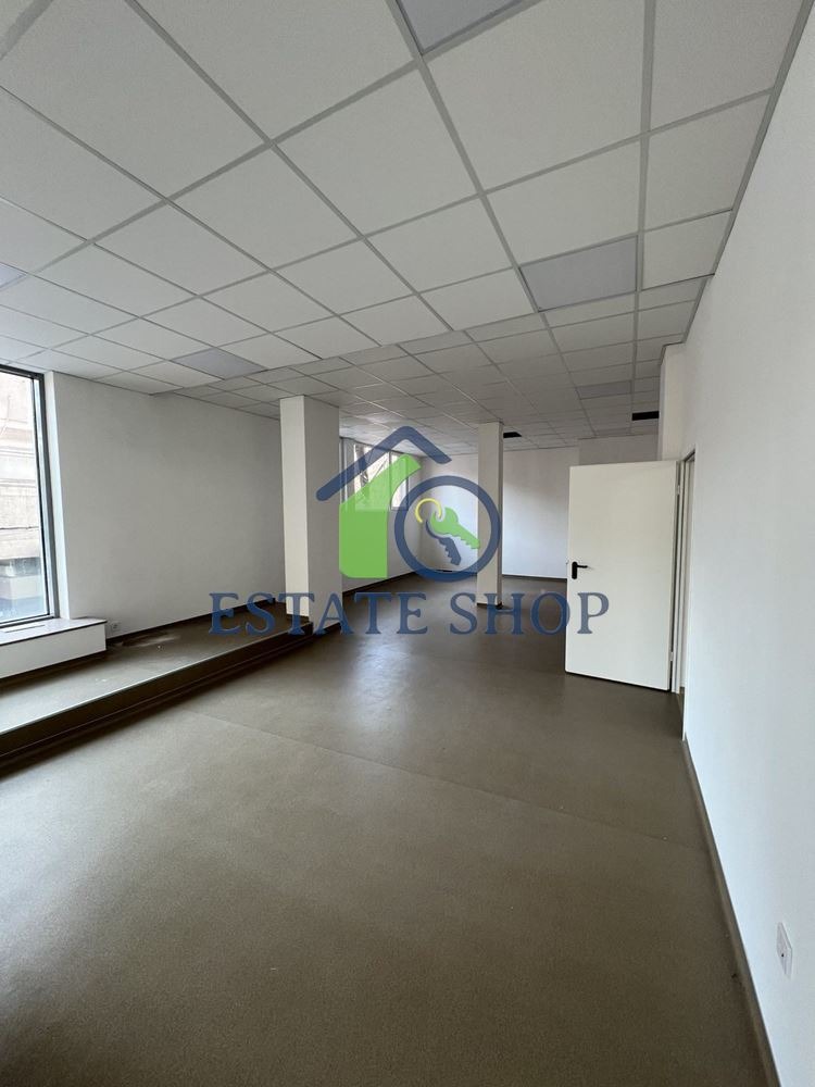 Продава ОФИС, гр. Пловдив, Център, снимка 4 - Офиси - 54997197