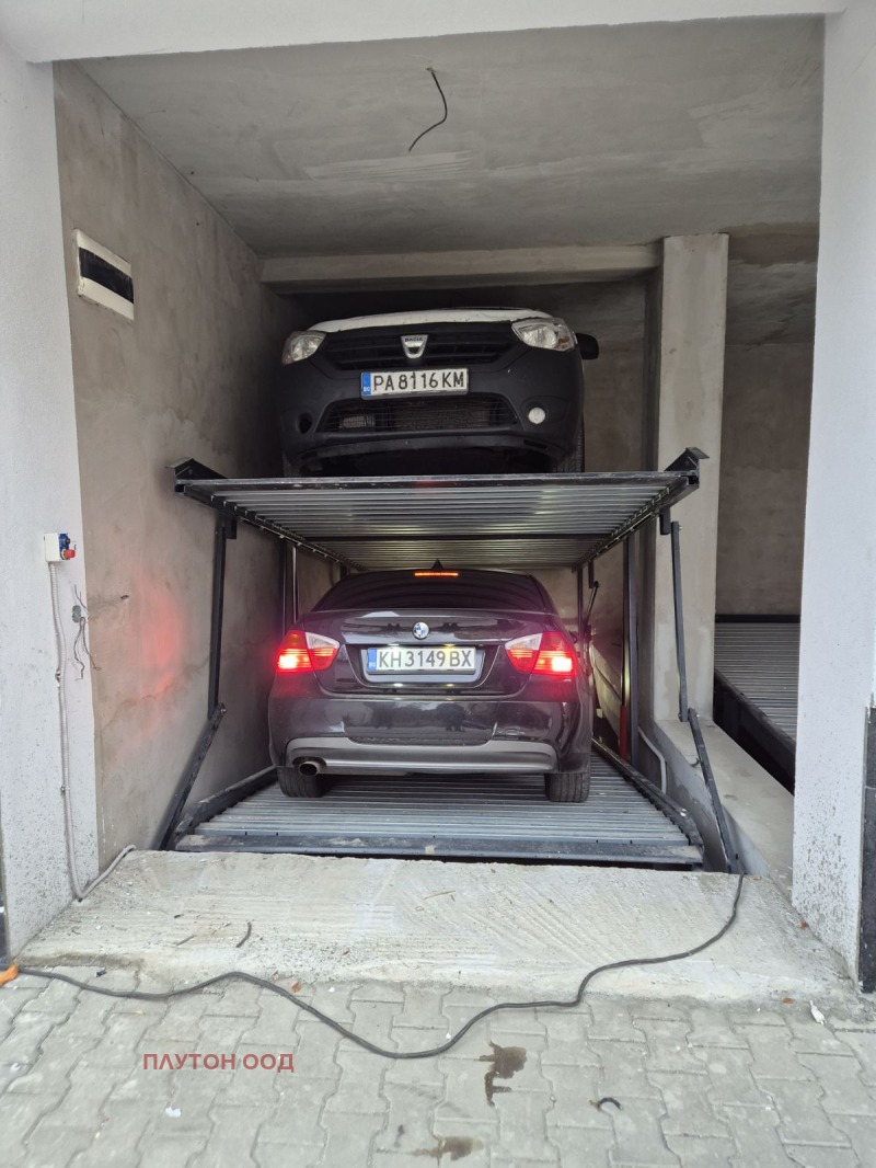 Продава ГАРАЖ, ПАРКОМЯСТО, гр. София, Център