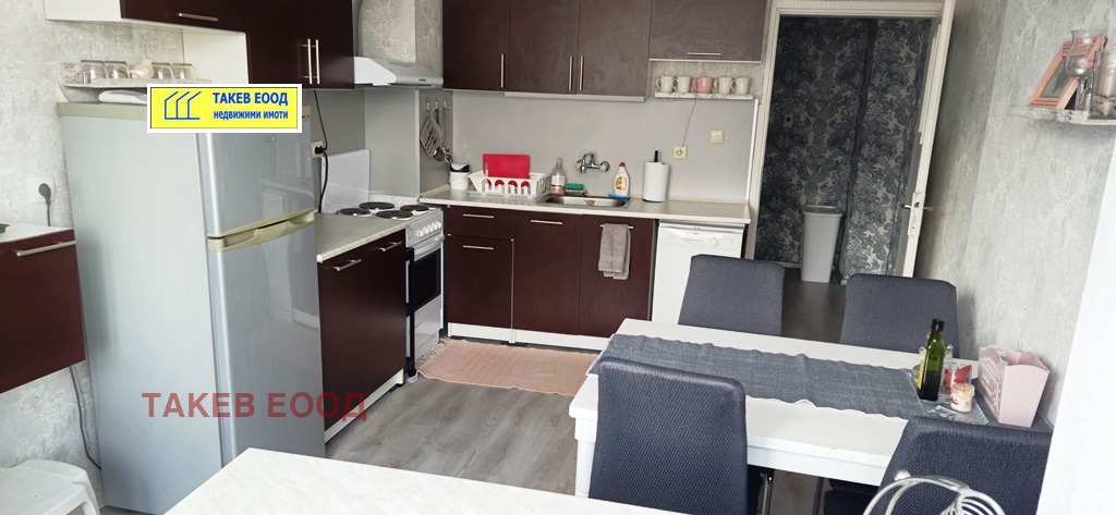 Продава 2-СТАЕН, гр. София, Център