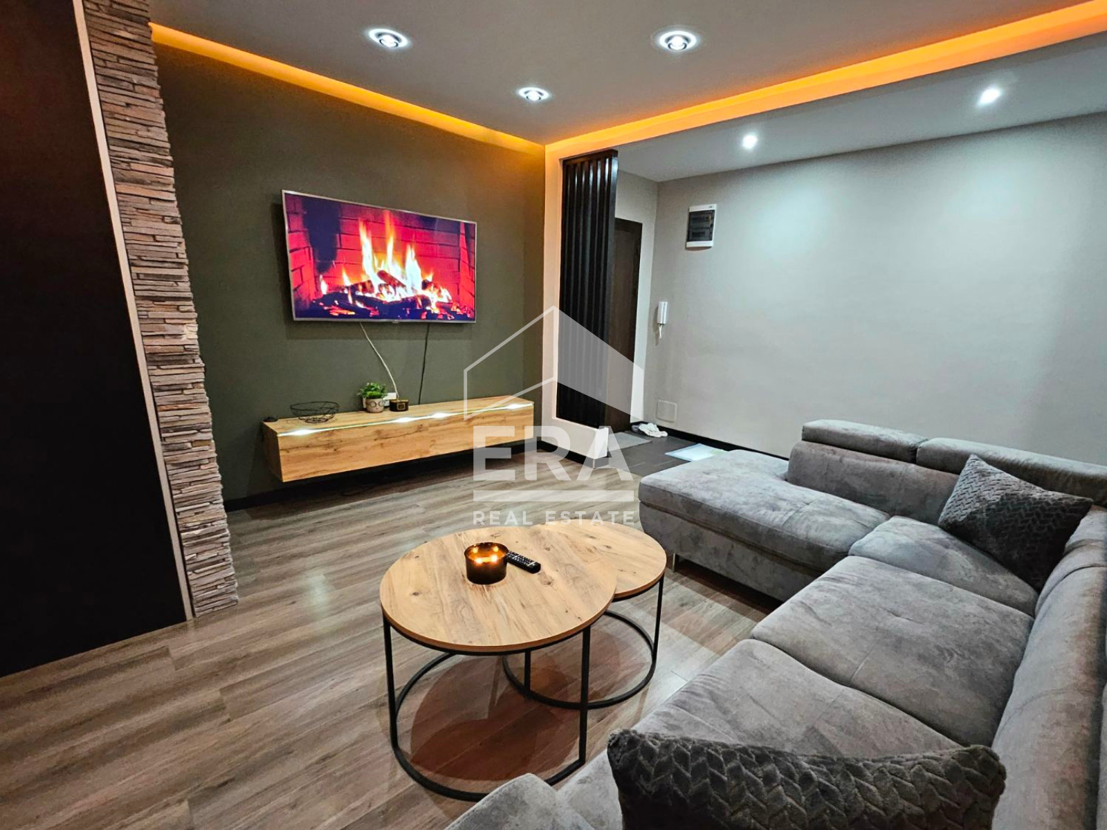 Продава 2-СТАЕН, гр. Русе, Родина 1