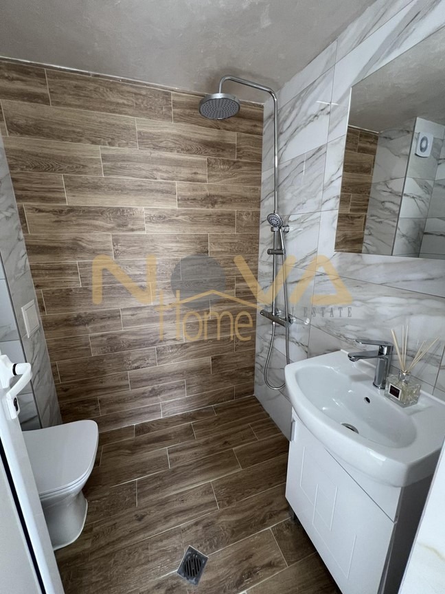 Продава ЕТАЖ ОТ КЪЩА, гр. Варна, Виница, снимка 3 - Етаж от къща - 52874215