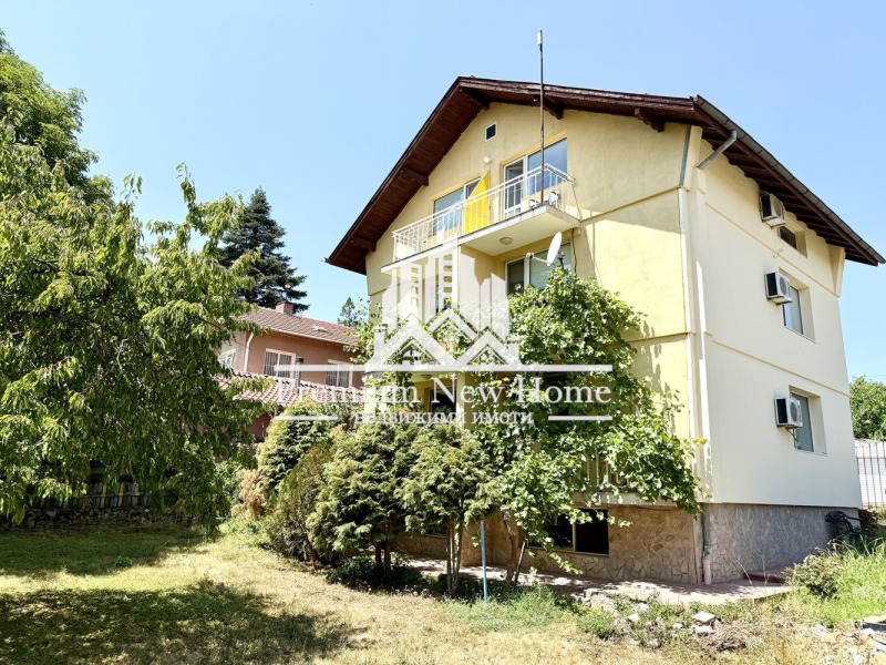 Продава  Къща, област София, с. Безден •  439 990 EUR • ID 87588588 — holmes.bg - [1] 