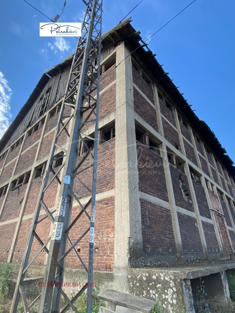 De vânzare  Cladire industriala regiunea Burgas , Carnobat , 1000 mp | 80365573 - imagine [5]