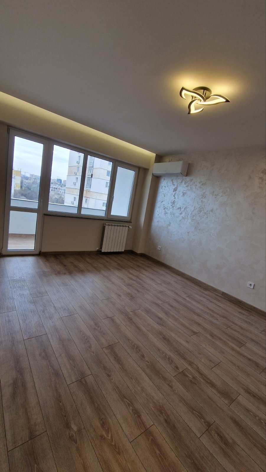 Продава 2-СТАЕН, гр. София, Люлин 7, снимка 1 - Апартаменти - 54857771