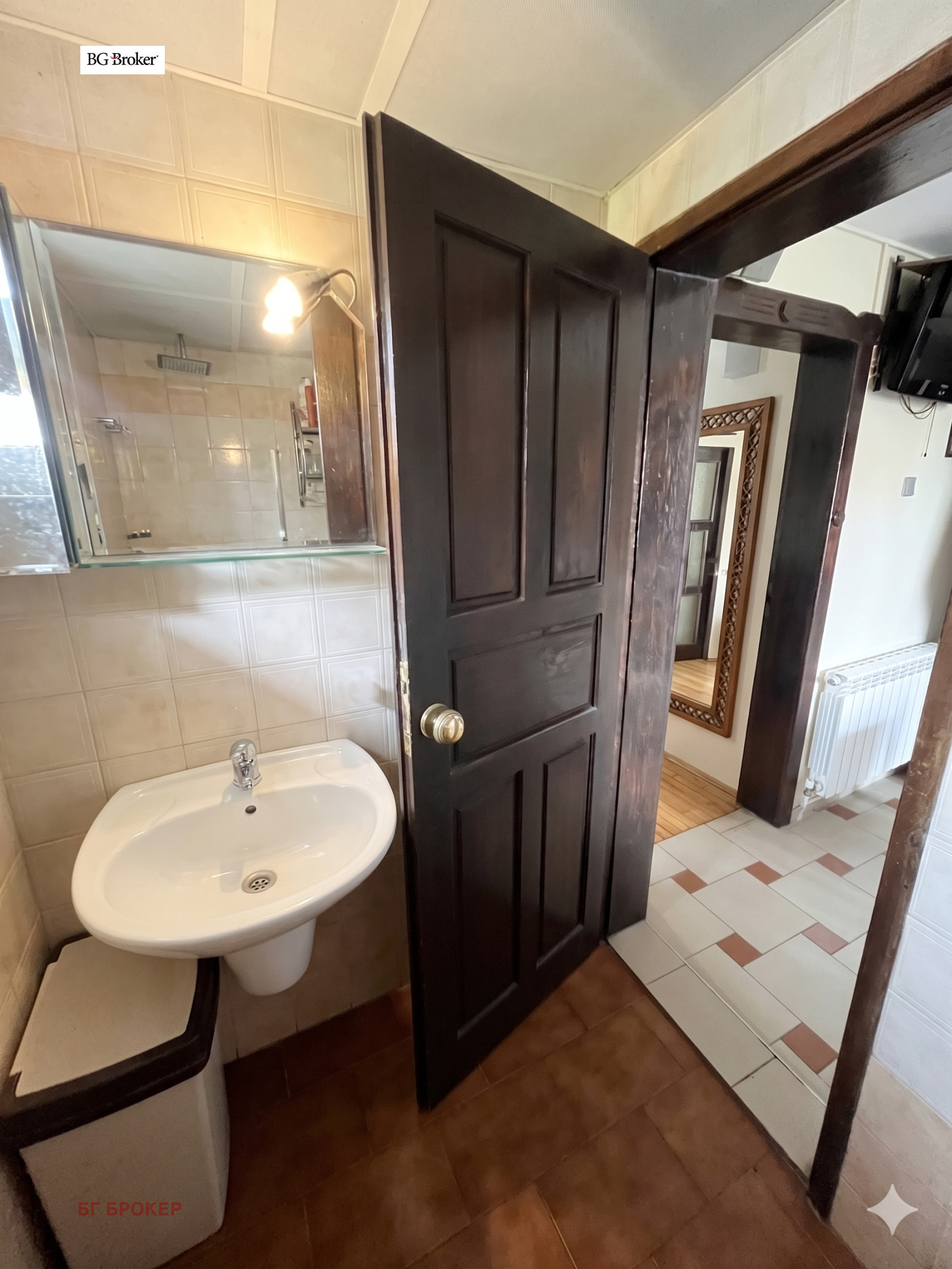 Продава ЕТАЖ ОТ КЪЩА, гр. София, гр. Банкя, снимка 6 - Етаж от къща - 54216335