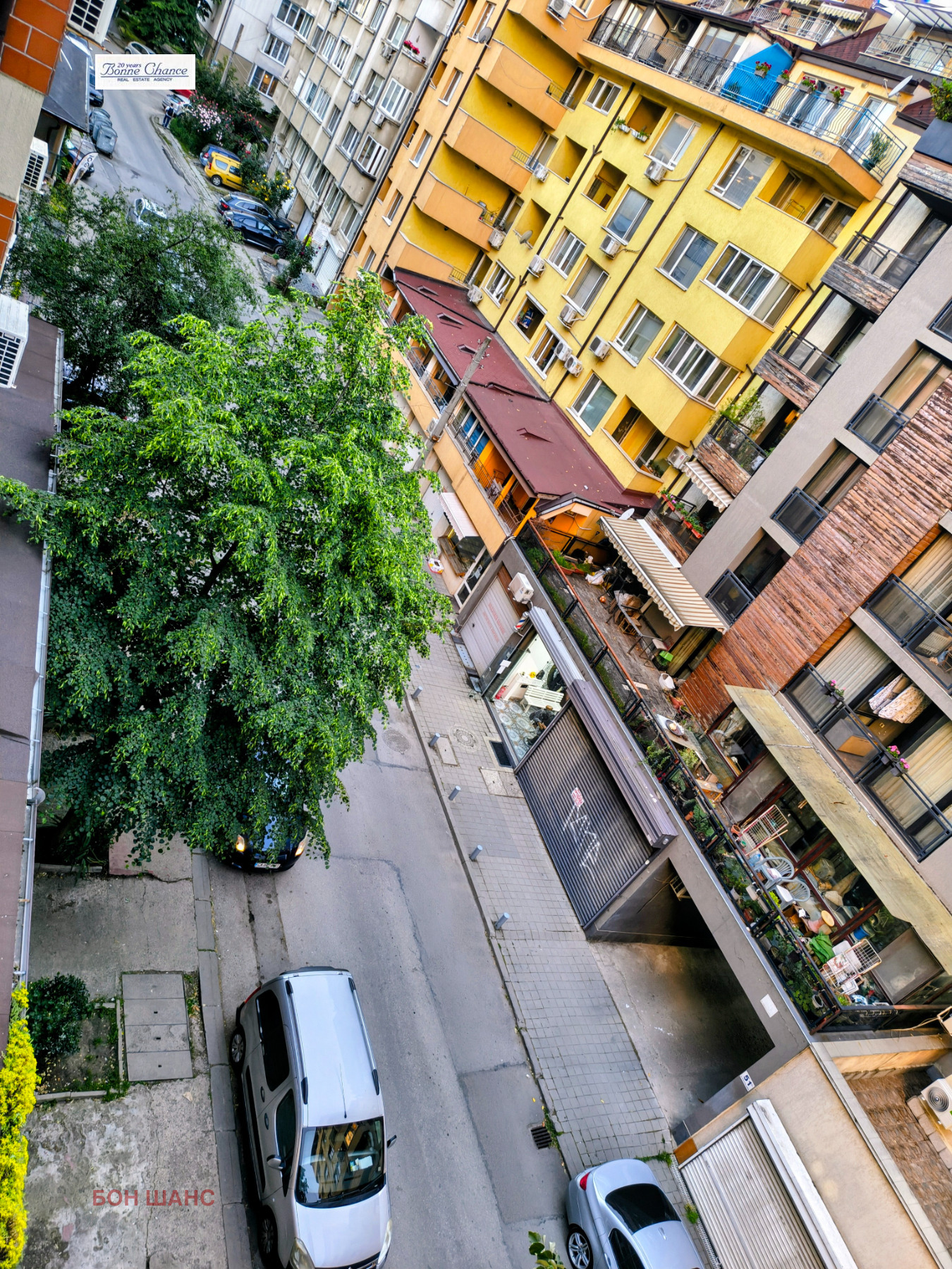 Продава ГАРАЖ, ПАРКОМЯСТО, гр. София, Борово, снимка 2 - Гаражи и паркоместа - 54835325
