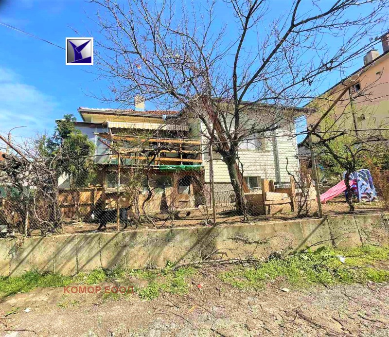Продава КЪЩА в град Русе, Дружба 2 - 140 кв.м / 122 000 € » 238 611.26 лв., КОМОР ЕООД