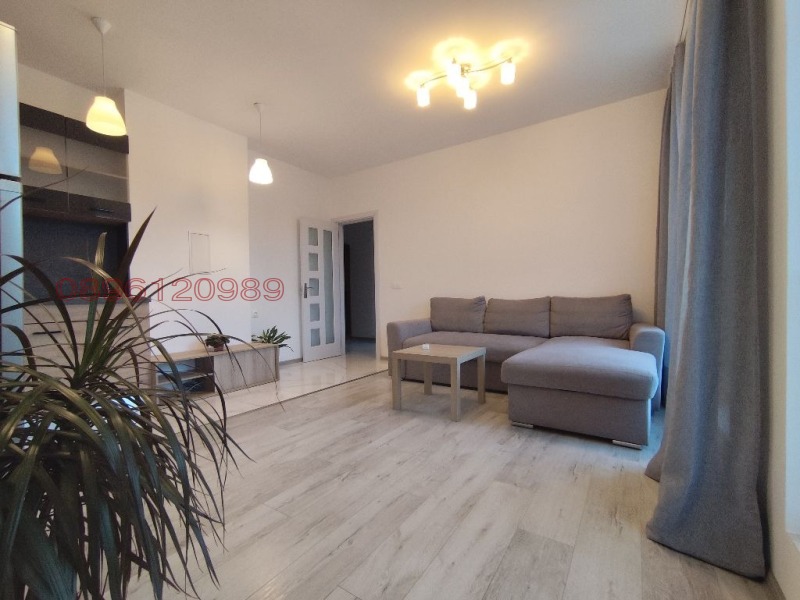 Продава 2-СТАЕН, гр. София, Гео Милев