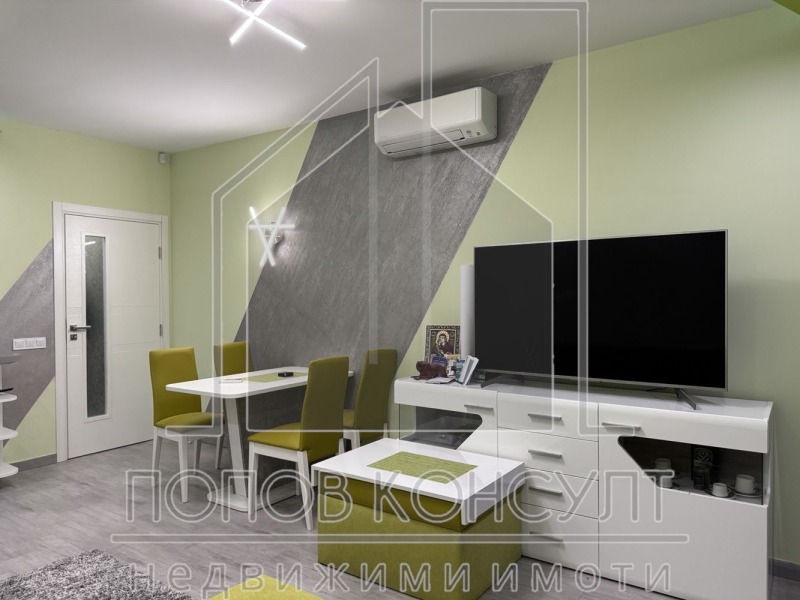 Na prodej  2 ložnice Plovdiv , Južen , 99 m2 | 71260755