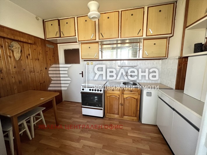 Продава 3-СТАЕН, гр. София, Лагера, снимка 4 - Апартаменти - 54196647