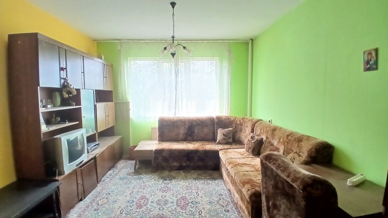 Продава  1-стаен, град Шумен, Басейна •  135 000 лв. • ID 56680204 — holmes.bg - [1] 