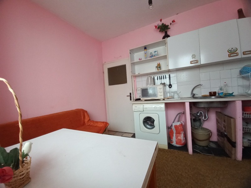 Продава  1-стаен град Шумен , Басейна , 42 кв.м | 53837124 - изображение [4]