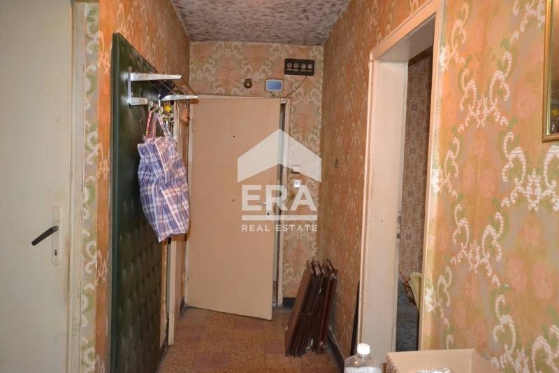 Продава 3-СТАЕН, гр. Хасково, Орфей