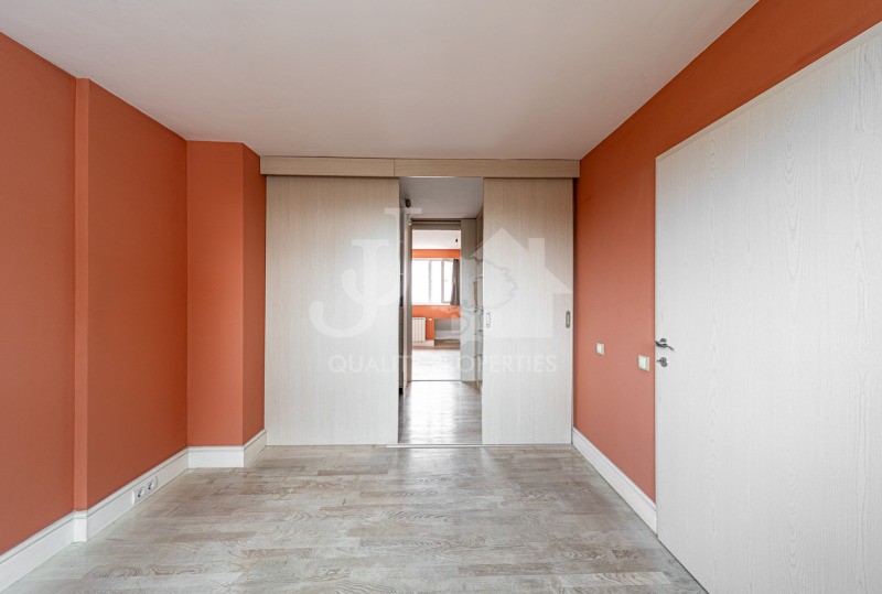 Eladó  3 hálószobás Sofia , Iztok , 104 négyzetméter | 40742505 - kép [2]
