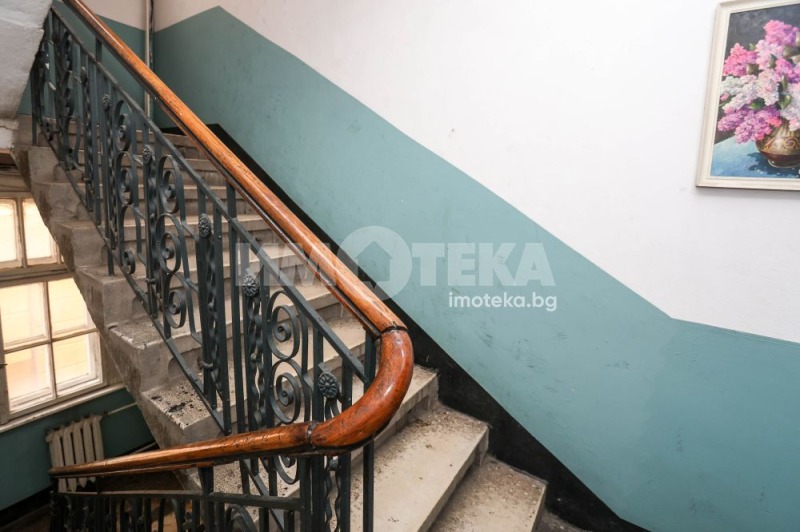 Продава МНОГОСТАЕН, гр. София, Център, снимка 10 - Апартаменти - 52321432