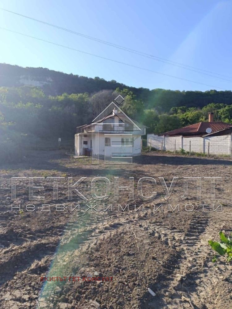 Продава КЪЩА, с. Осеново, област Варна