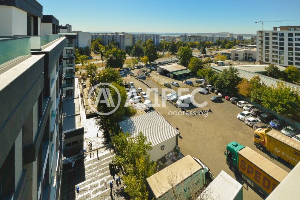 Продава  Многостаен град Бургас , Мадика , 142 кв.м | 12332180