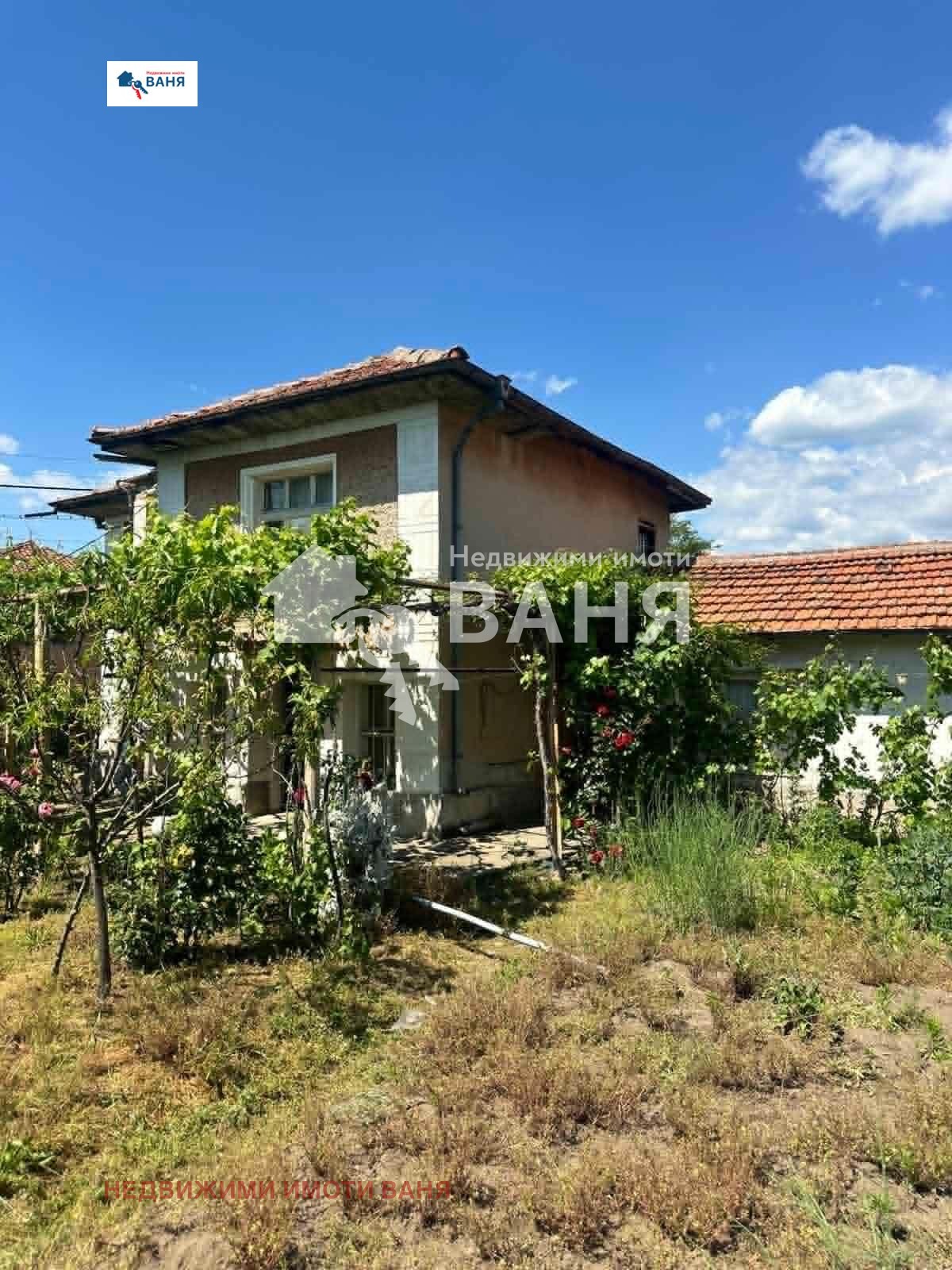 Продава КЪЩА, с. Стрелци, област Пловдив