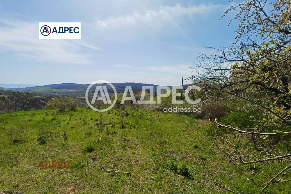 Продава ПАРЦЕЛ, с. Генерал Кантарджиево, област Варна
