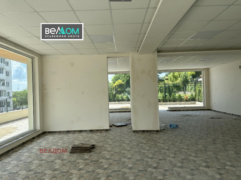 Продава ЗАВЕДЕНИЕ в град Варна, Владислав Варненчик 1 - 360 кв.м / 500 000 € » 977 915.00 лв., ВЕЛДОМ