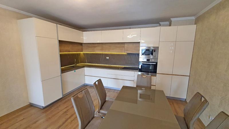 Продава 3-СТАЕН, гр. Варна, Окръжна болница-Генерали, снимка 3 - Апартаменти - 53600571