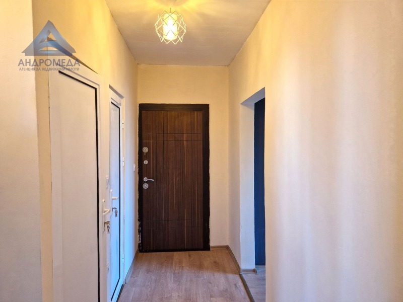 Продава  3-стаен град Плевен , Сторгозия , 80 кв.м | 93093387 - изображение [6]