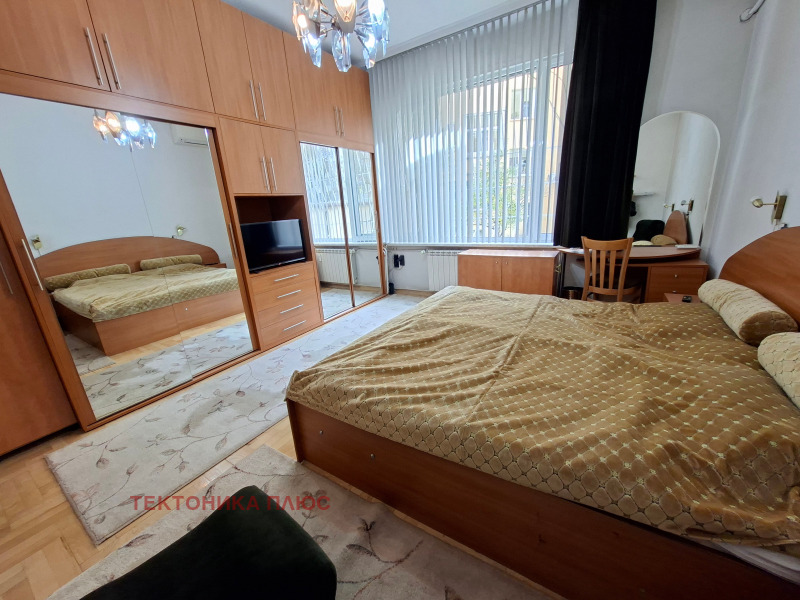 Продава 3-СТАЕН, гр. София, Център, снимка 13 - Апартаменти - 52441787