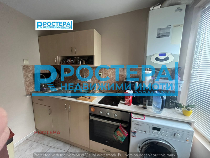 Продава ЕТАЖ ОТ КЪЩА, гр. Търговище, Вароша, снимка 5 - Етаж от къща - 53280986