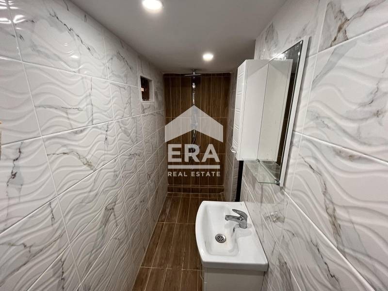 Продава КЪЩА, с. Стрелец, област Велико Търново, снимка 9 - Къщи - 53256038