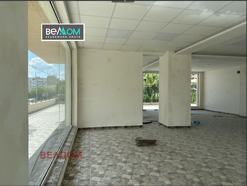 Продава ЗАВЕДЕНИЕ, гр. Варна, Владислав Варненчик 1, снимка 2 - Заведения - 46097006
