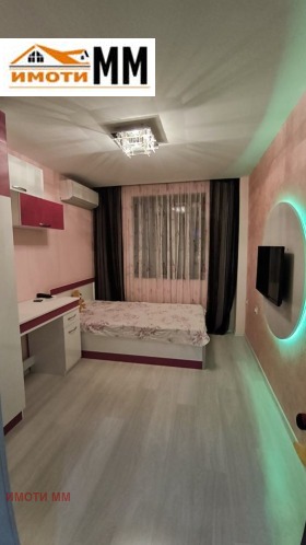 2 slaapkamers Vastanitsjeski, Plovdiv 12