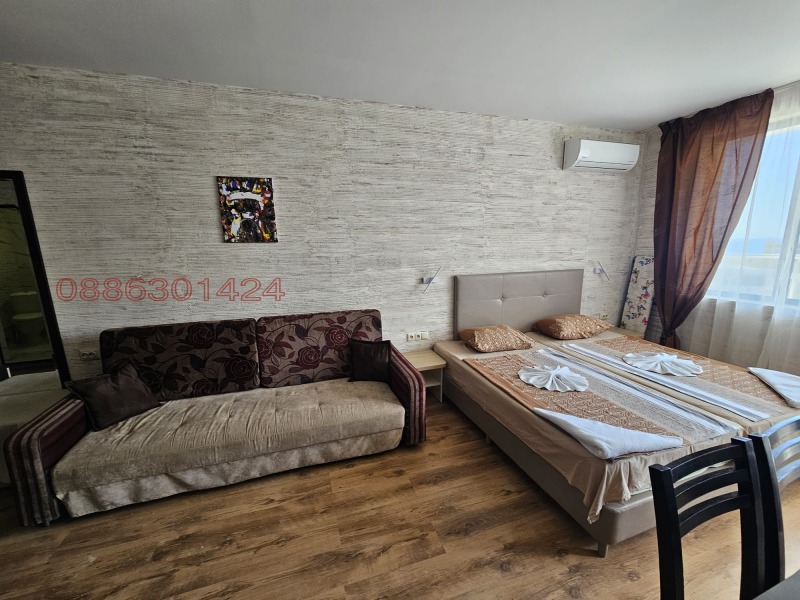 En venta  Estudio Varna , k.k. Zlatni pyasatsi , 61 metros cuadrados | 45859583 - imagen [4]