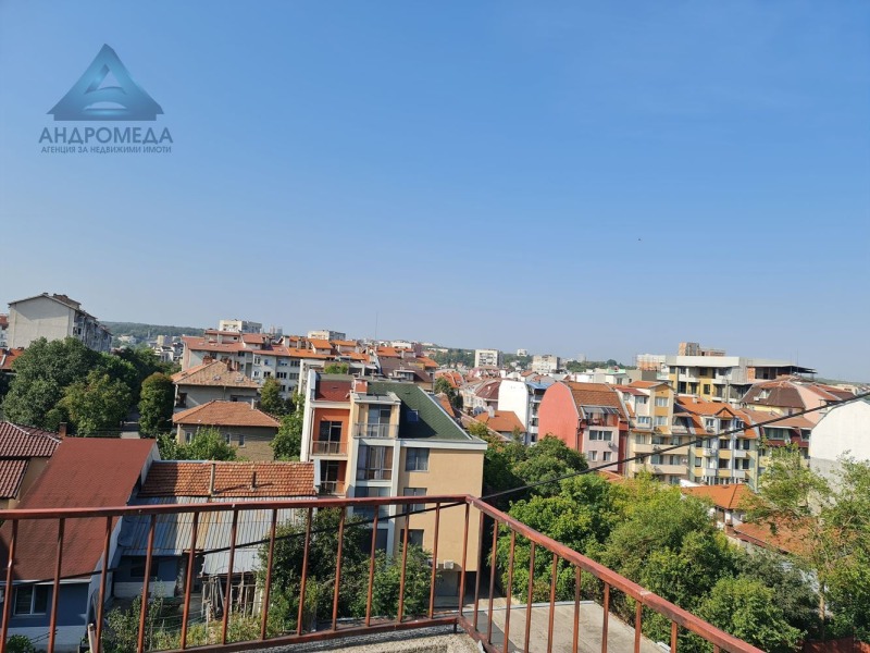 Продава  2-стаен град Плевен , Широк център , 82 кв.м | 36908224 - изображение [15]