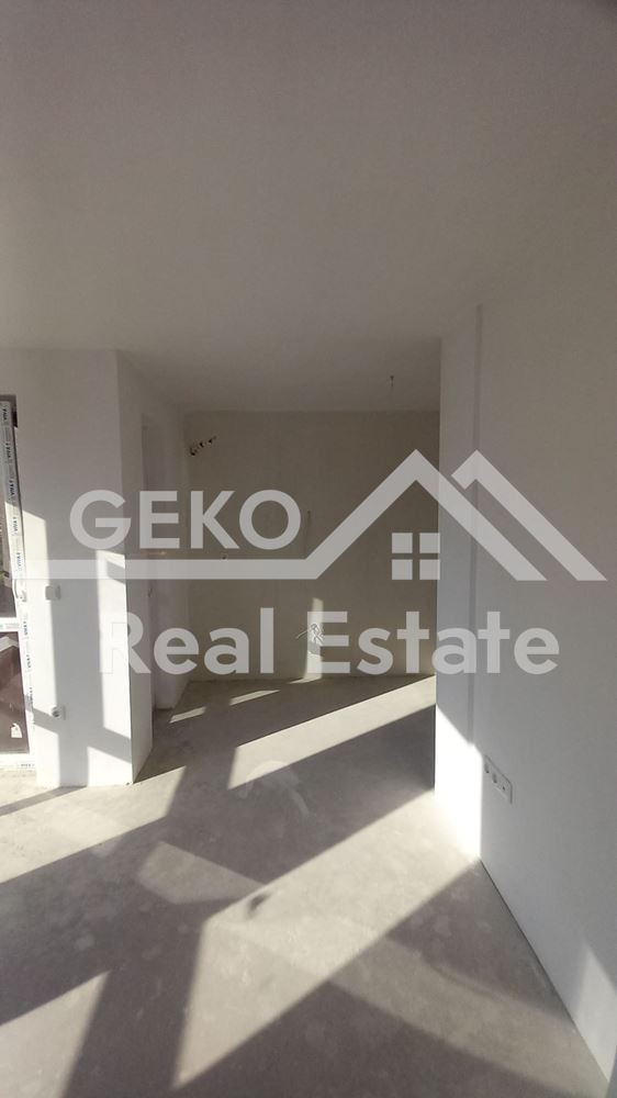 Продава 2-СТАЕН, гр. Варна, Кайсиева градина, снимка 2 - Апартаменти - 56125281