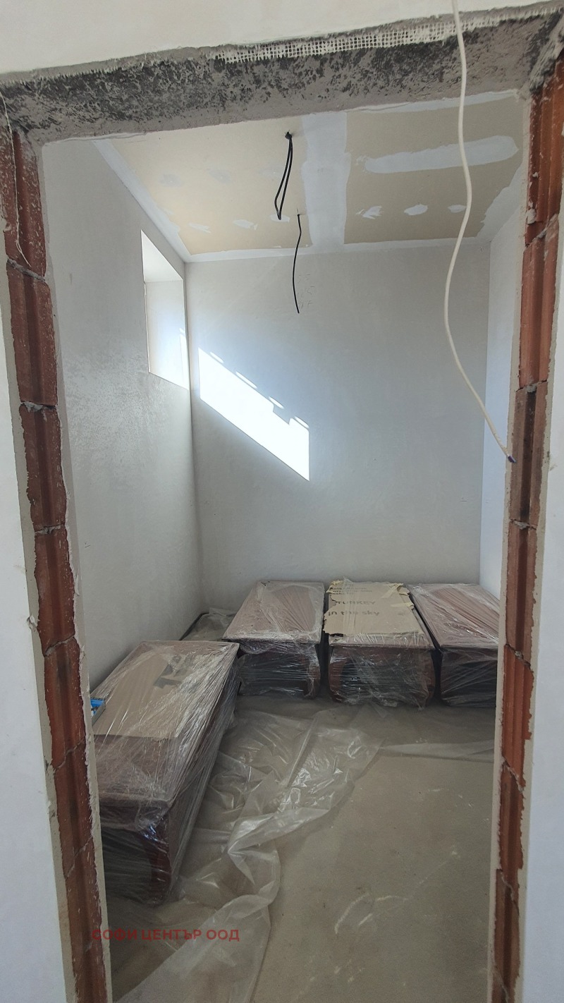 Te koop  3 slaapkamers Sofia , Zona B-5 , 635 m² | 60426054 - afbeelding [14]